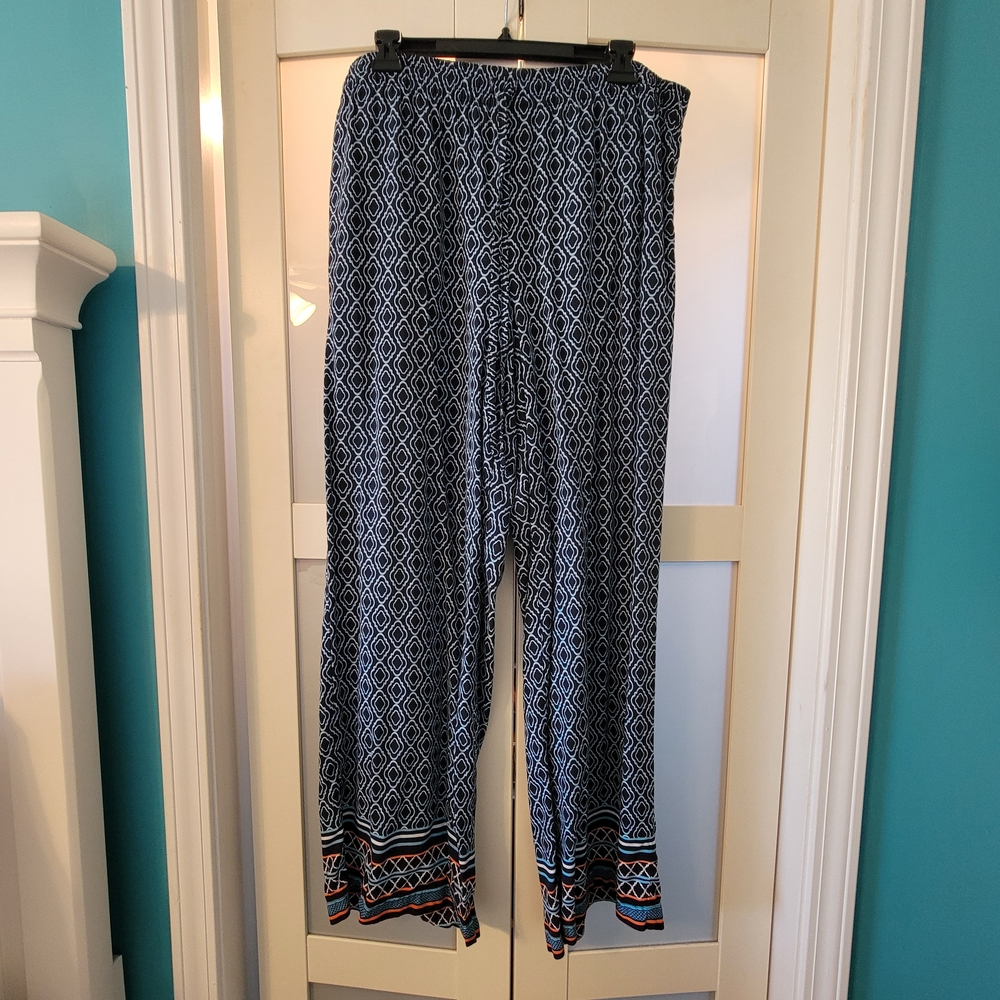 Crown & Ivy Lounge Pants